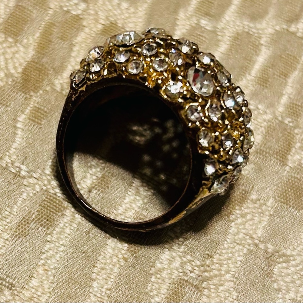 Elegant Gold and Silver Crystal Ring